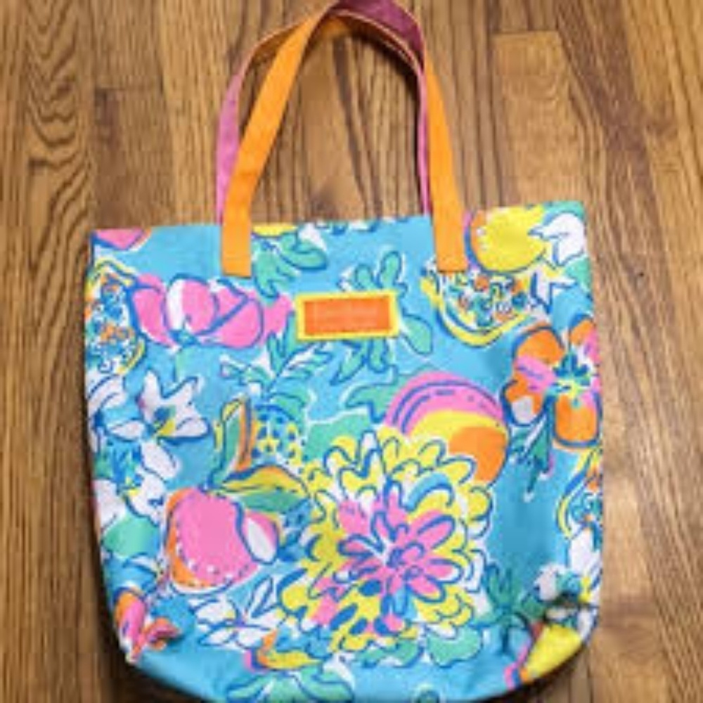 Lily Pulitzer tote bag by Estee Lauder